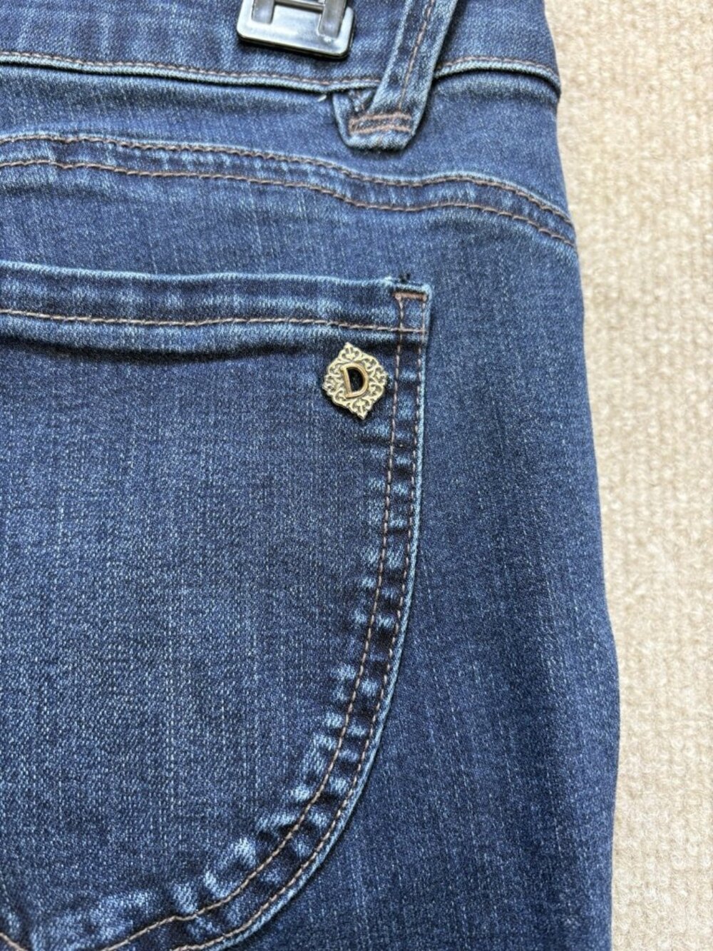 Democracy “Ab” Technology Women’s Jeans Blue Size 10 51% Cotton Gently Used - Picture 11 of 12